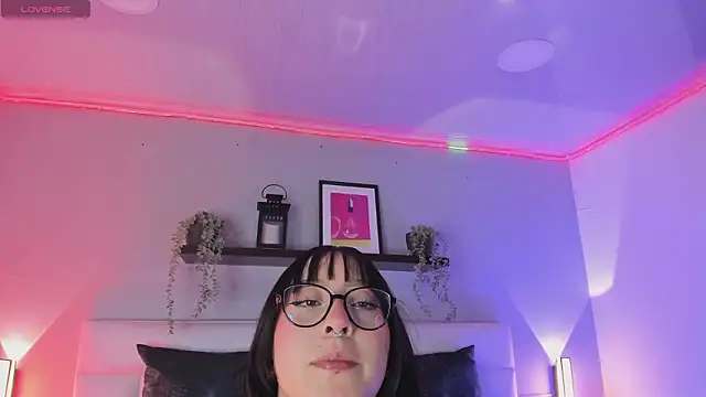 Snapshot of sofi_bakerr chatting on 17, 2, 2026 sofi bakerr online show from 17, 2, 2026