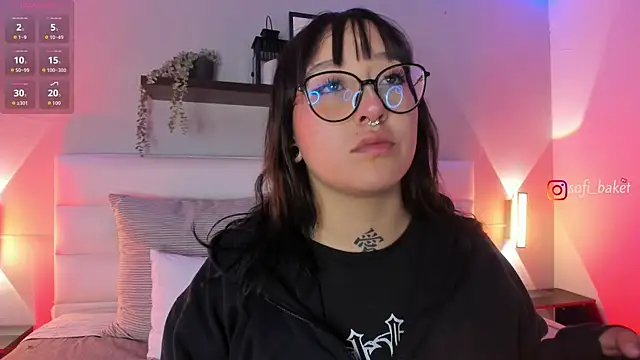 Snapshot of sofi_bakerr chatting on 15, 7, 2026 sofi bakerr online show from 15, 7, 2026
