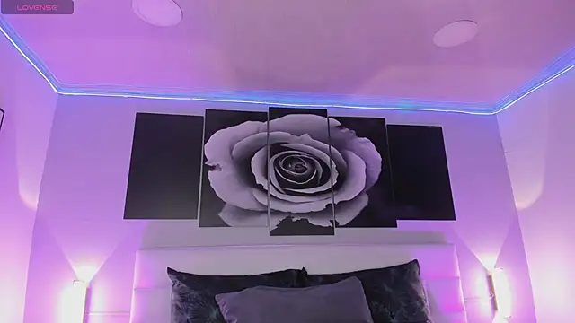 Snapshot of sofi_bakerr chatting on 5, 11, 2025 sofi bakerr online show from 5, 11, 2025