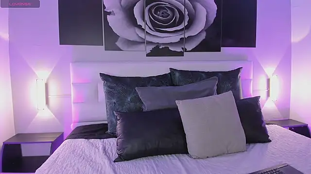 Snapshot of sofi_bakerr chatting on 1, 10, 2025 sofi bakerr online show from 1, 10, 2025