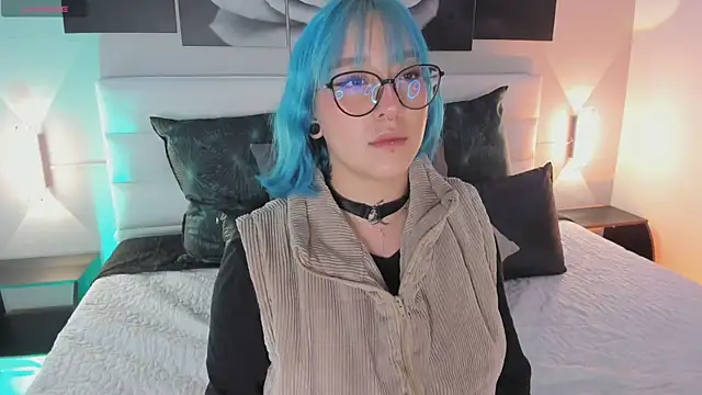 Snapshot of sofi_bakerr chatting on 19, 9, 2025 sofi bakerr online show from 19, 9, 2025