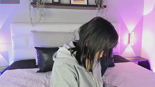 Snapshot of sofi_bakerr chatting on 7, 2, 2026 sofi bakerr online show from 7, 2, 2026