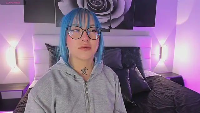 Snapshot of sofi_bakerr chatting on 20, 10, 2025 sofi bakerr online show from 20, 10, 2025