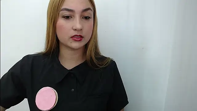 salome  lopez  online show from 7, 11, 2025