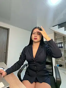 VAL PRINCESS online show from 15, 4, 2026