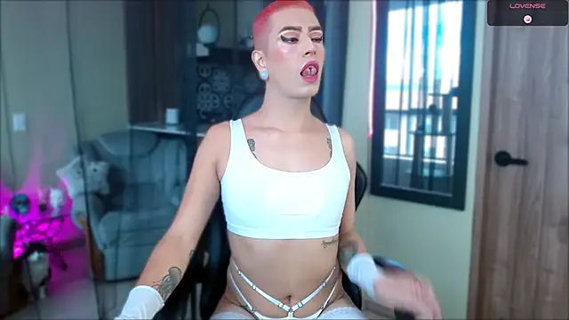 tevenwhiite online show from 22, 11, 2025