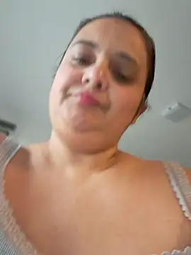 sarahhh1987 online show from 19, 10, 2025