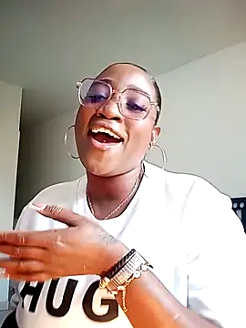 Perlasexyu1 online show from 16, 10, 2025