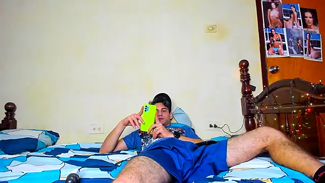 Snapshot of guy_master chatting on 16, 5, 2026 guy master online show from 16, 5, 2026