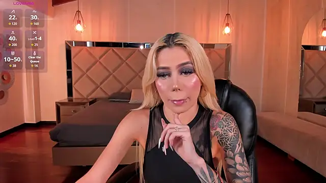 HannaConnor  online show from 18, 4, 2026