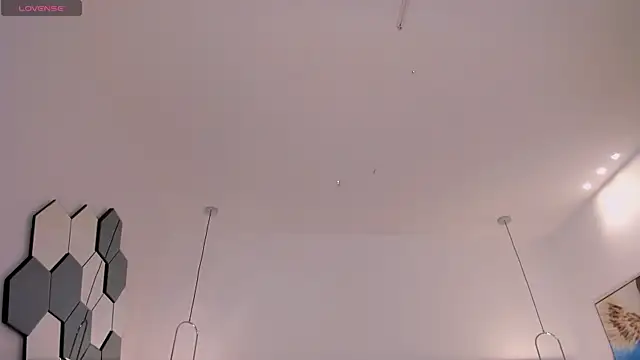 HannaConnor  online show from 13, 3, 2026