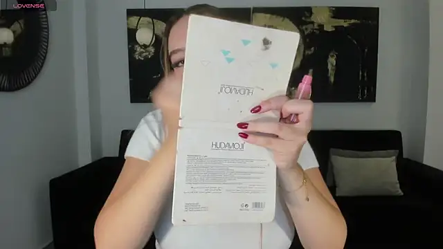 Snapshot of BellaRose_X chatting on 31, 10, 2025 BellaRose X online show from 31, 10, 2025