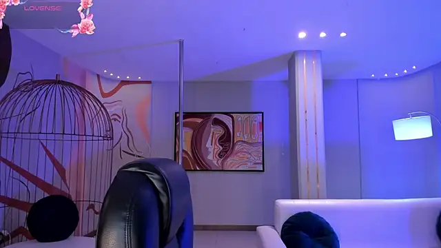 Snapshot of BellaRose_X chatting on 6, 3, 2025 BellaRose X online show from 6, 3, 2025