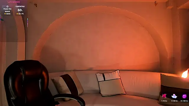 ViolettHansson online show from 21, 11, 2025