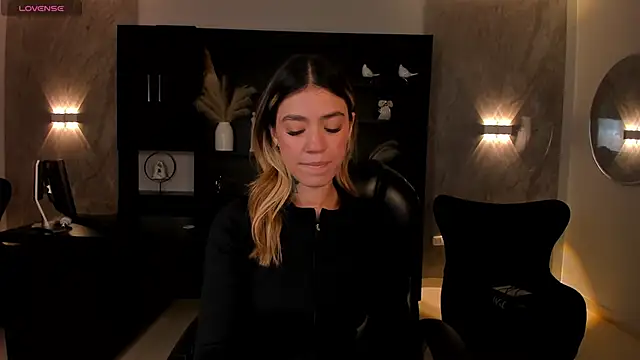 ViolettHansson online show from 29, 3, 2026