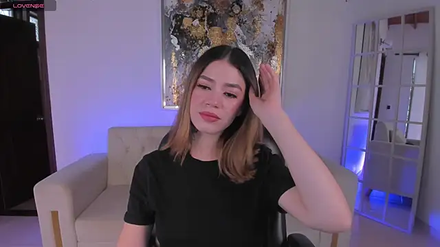 ViolettHansson online show from 19, 3, 2025