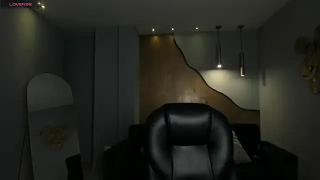 AliceHarper  online show from 6, 3, 2026