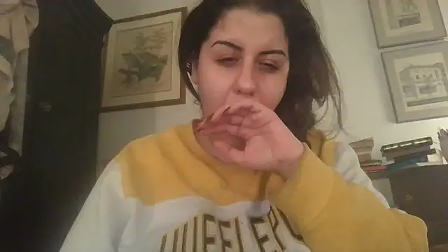 holyeroticss online show from 15, 2, 2025