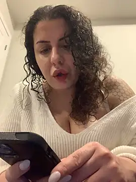 holyeroticss online show from 28, 2, 2026