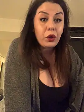 holyeroticss online show from 4, 2, 2026