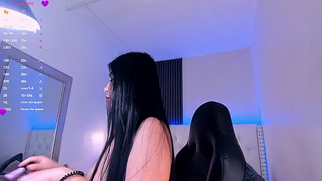 aliscollins  online show from 1, 2, 2026