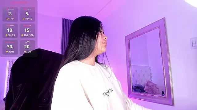 aliscollins  online show from 18, 9, 2025