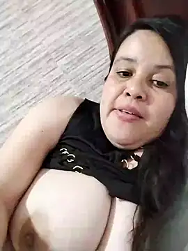 lunanataly online show from 25, 2, 2025