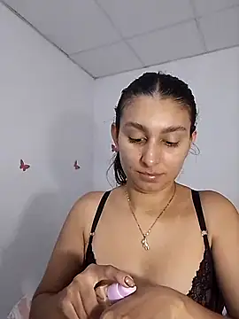 Alyson0001 online show from 11, 11, 2025