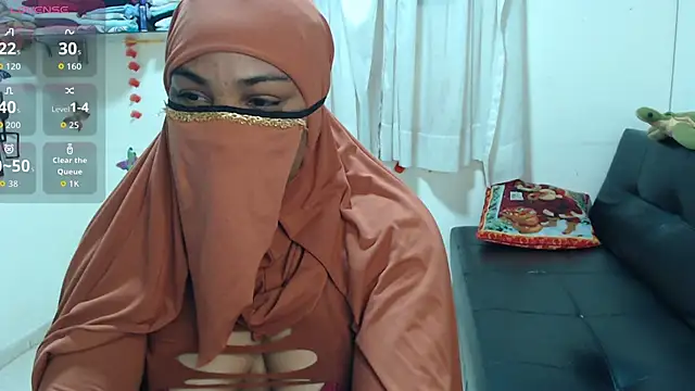 Snapshot of Aaliyah_brown chatting on 23, 9, 2025 Aaliyah brown online show from 23, 9, 2025