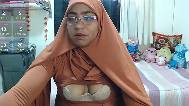 Snapshot of Aaliyah_brown chatting on 3, 11, 2025 Aaliyah brown online show from 3, 11, 2025