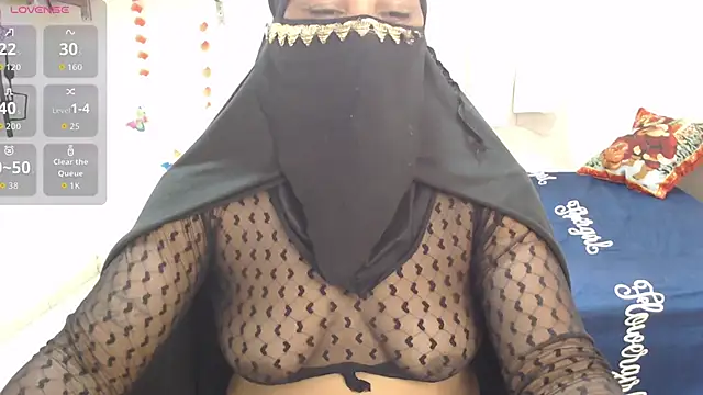 Snapshot of Aaliyah_brown chatting on 17, 10, 2025 Aaliyah brown online show from 17, 10, 2025