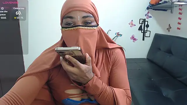 Snapshot of Aaliyah_brown chatting on 28, 2, 2025 Aaliyah brown online show from 28, 2, 2025