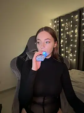  MayShy  online show from 6, 1, 2025