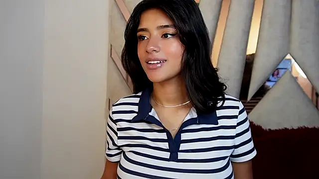 Snapshot of Rebecca_055 chatting on 20, 5, 2026 Rebecca 055 online show from 20, 5, 2026