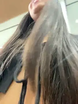 Snapshot of Salome_golvert chatting on 31, 1, 2025 Salome golvert online show from 31, 1, 2025