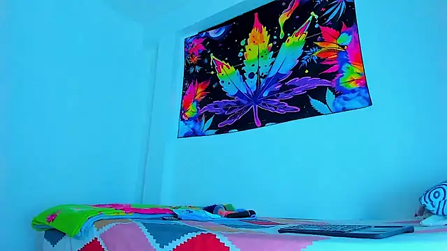 Snapshot of Sexyboy_666 chatting on 4, 2, 2026 Sexyboy 666 online show from 4, 2, 2026