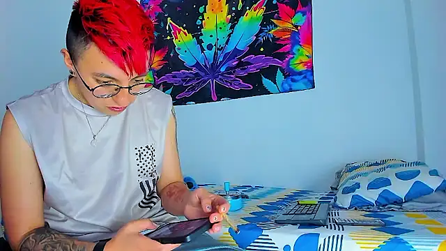 Snapshot of Sexyboy_666 chatting on 12, 1, 2026 Sexyboy 666 online show from 12, 1, 2026