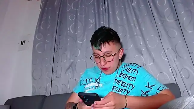 Snapshot of Sexyboy_666 chatting on 25, 11, 2025 Sexyboy 666 online show from 25, 11, 2025