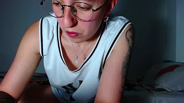 Snapshot of Sexyboy_666 chatting on 28, 11, 2025 Sexyboy 666 online show from 28, 11, 2025