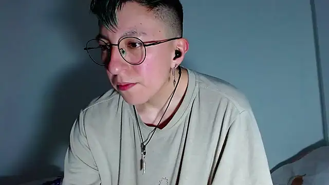 Snapshot of Sexyboy_666 chatting on 30, 11, 2025 Sexyboy 666 online show from 30, 11, 2025