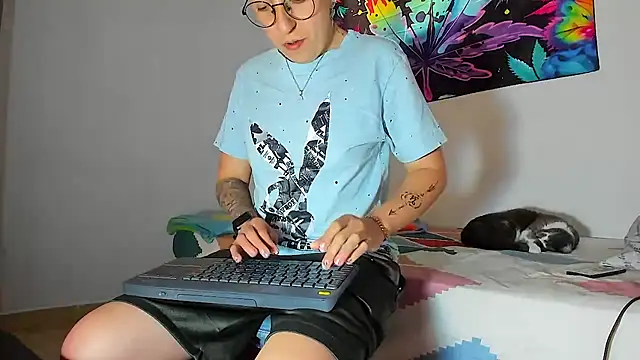 Snapshot of Sexyboy_666 chatting on 22, 12, 2025 Sexyboy 666 online show from 22, 12, 2025