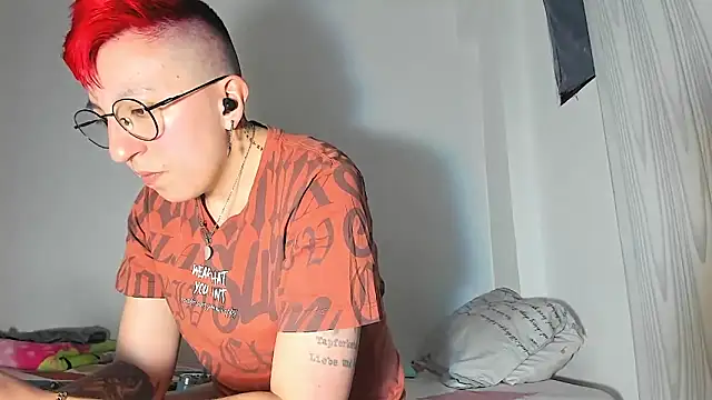 Snapshot of Sexyboy_666 chatting on 19, 12, 2025 Sexyboy 666 online show from 19, 12, 2025