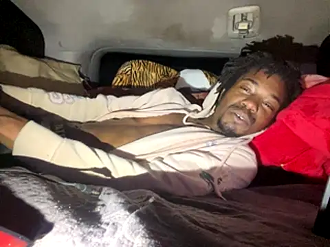 SlimeCrownzOut5 online show from 25, 10, 2025