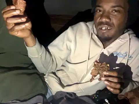 SlimeCrownzOut5 online show from 11, 1, 2026