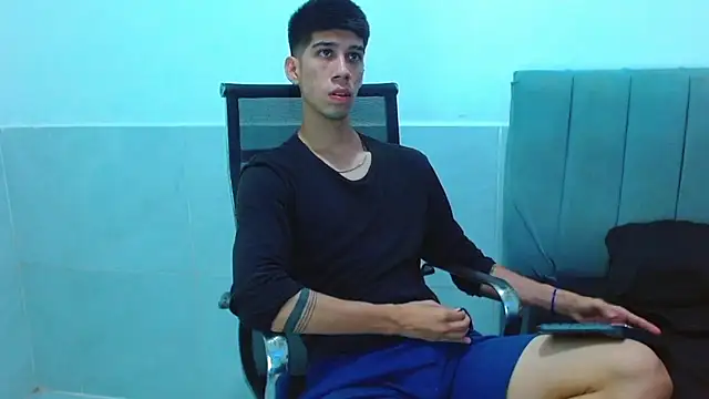 jhony-sex online show from 18, 12, 2025