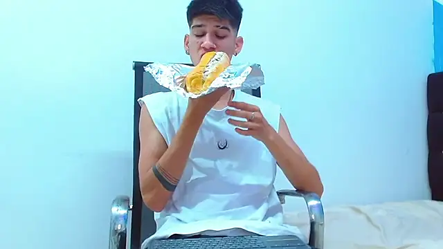 jhony-sex online show from 13, 3, 2025