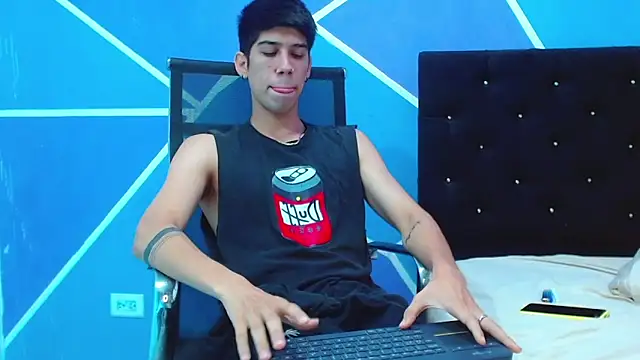 jhony-sex online show from 8, 3, 2025