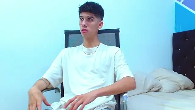 jhony-sex online show from 12, 3, 2025