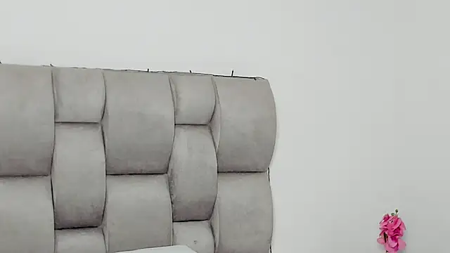 Susan-Sweet-7 online show from 12, 3, 2025