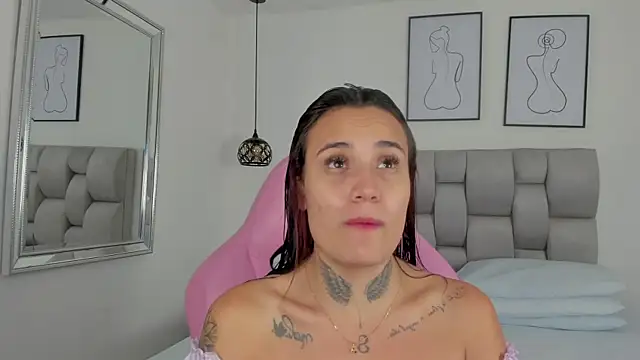 Susan-Sweet-7 online show from 12, 10, 2025